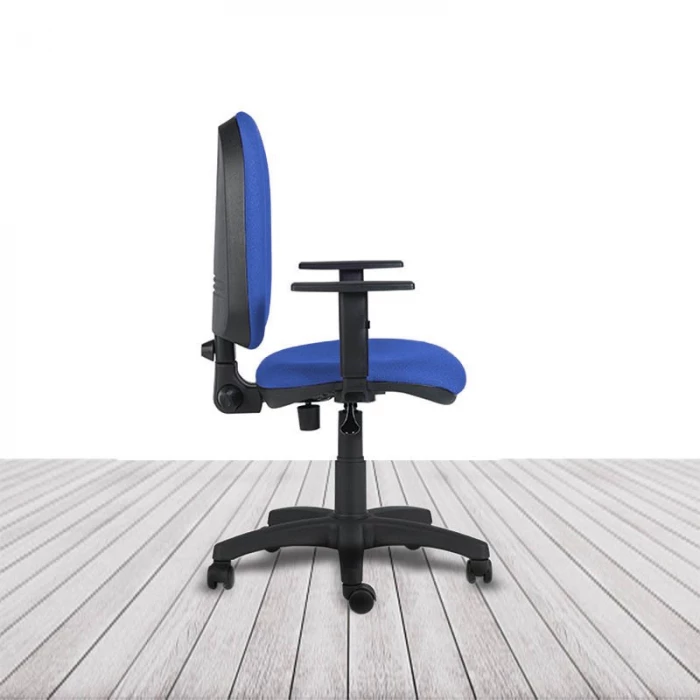 Silla Saldaña de Vincolo, Respaldo alto con brazos, Varios colores. vista 3