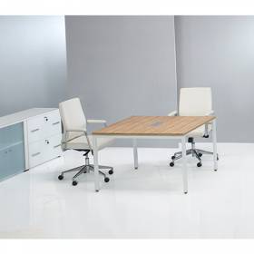 Mesa de Reuniones Cuadrada de HERPESA. Estructura metálica vista 2