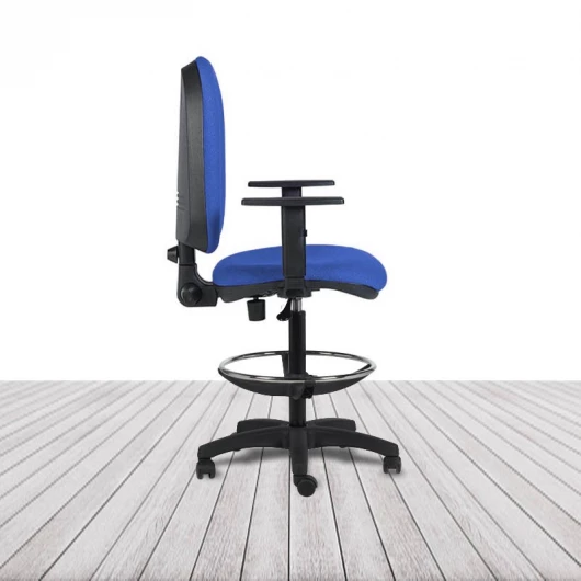 Silla Koral de Vincolo, versión Taburete con brazos fijos, varios colores. vista 3