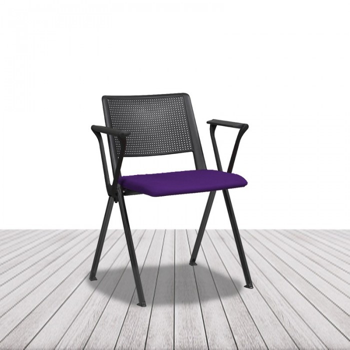 Silla Revolution de Limobel, de cuatro patas con brazos, apilable. vista 8