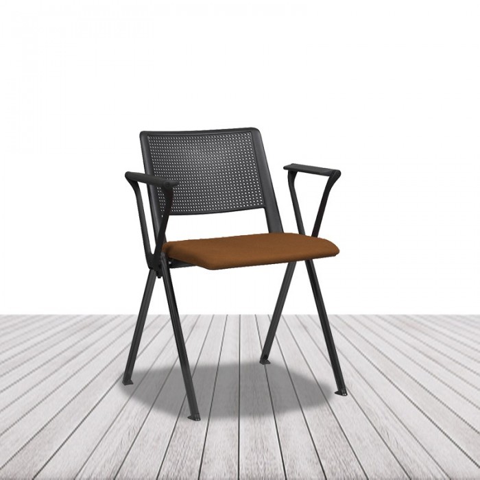 Silla Revolution de Limobel, de cuatro patas con brazos, apilable. vista 13