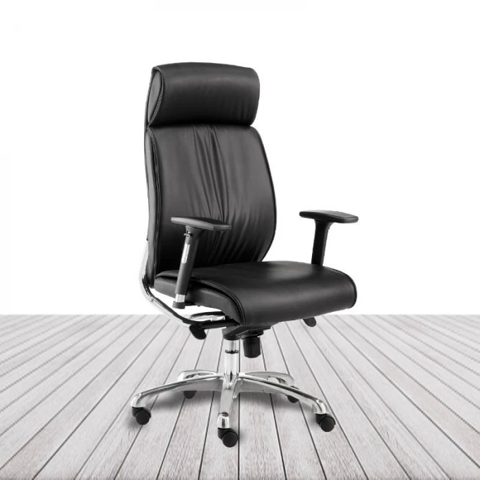 Sillón  Moscú de Euromof, tapizado en EcoPiel color negro. vista 2