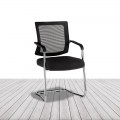 Silla Dallas de Euromof, base patín y respaldo malla en color negro o gris.