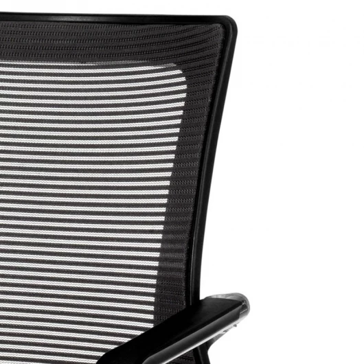 Silla Dallas de Euromof, base patín y respaldo malla en color negro o gris. vista 5