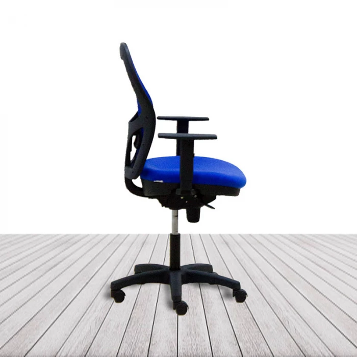 Silla Athos de Limobel, con respaldo malla, varios colores disponibles. vista 4