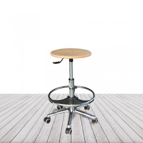 Taburete Miño, con asiento de madera de Haya. vista 2