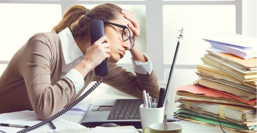 Cinco consejos para sobrellevar el estrés en la oficina